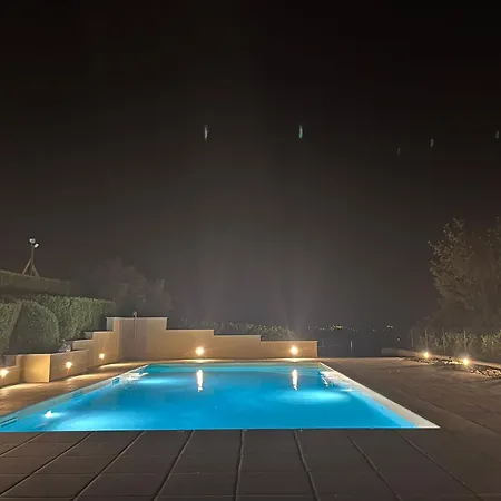 Bed and Breakfast Castello Di Monferrato 4*