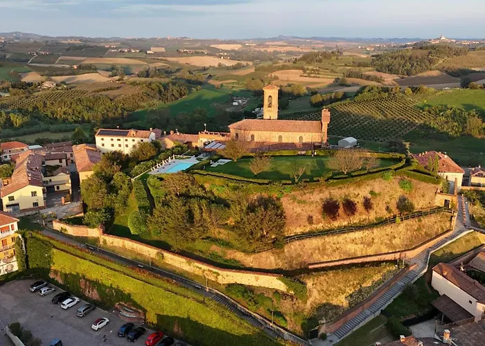 Castello Di Monferrato Alojamento de Acomodação e Pequeno-almoço